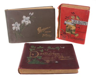 3 Postkartenalben, um 1900/20, Bücher, Autographen